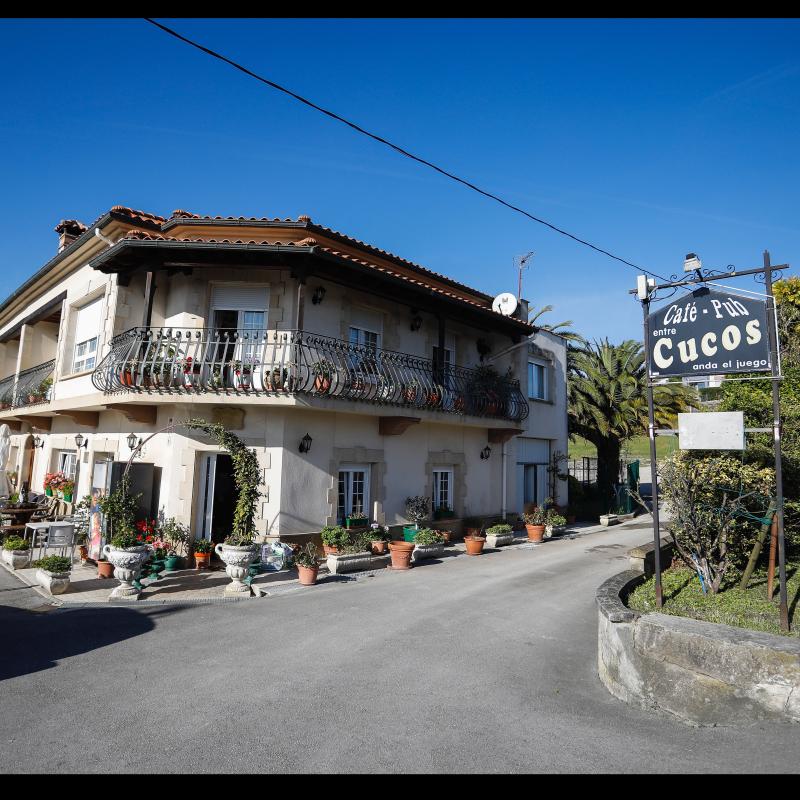 Bar Entre Cucos Anda el Juego